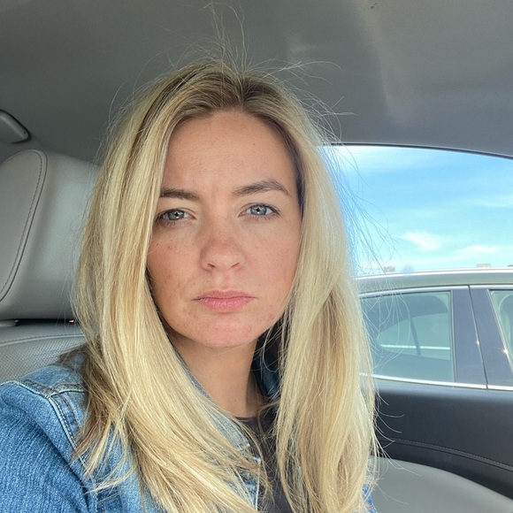 Meet your Posher, Kimberly - Picture 1 of 1